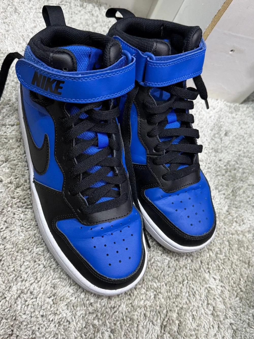 Nike Court Borough Mid 2 blue and black size 6Y